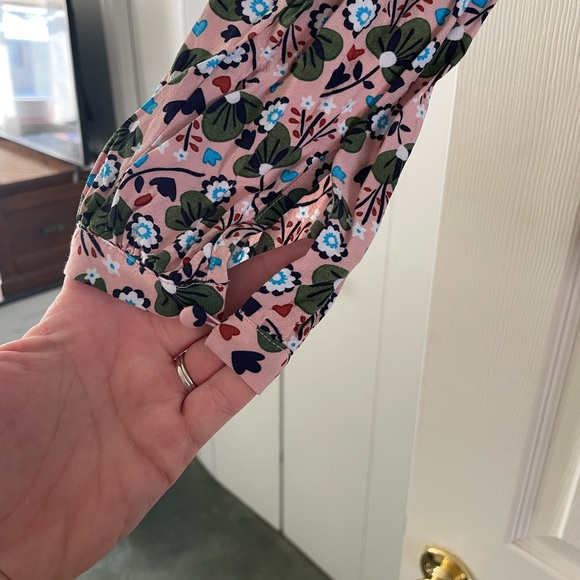 Flowery Blouse - Picture 3 of 4